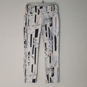 Petite sz 2 Ann Taylor vertical striped capri pants